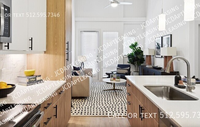 10300 METROPOLITAN DR