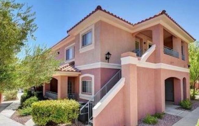 GATED SUMMERLIN CONDO!!