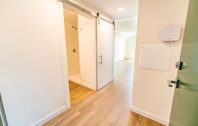 Studio, 1 bath, 263 sqft, $1,798, Unit 217