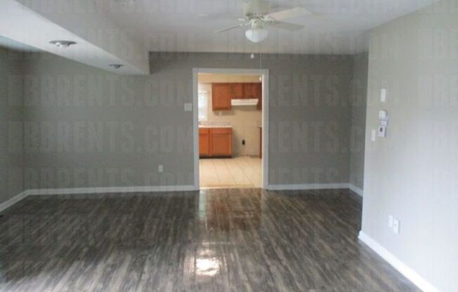 637 Homecrest Ave 3BR/1BA (Dayton)