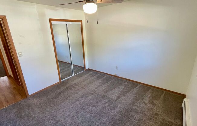 2 beds, 1 bath, $1,295, Unit #02