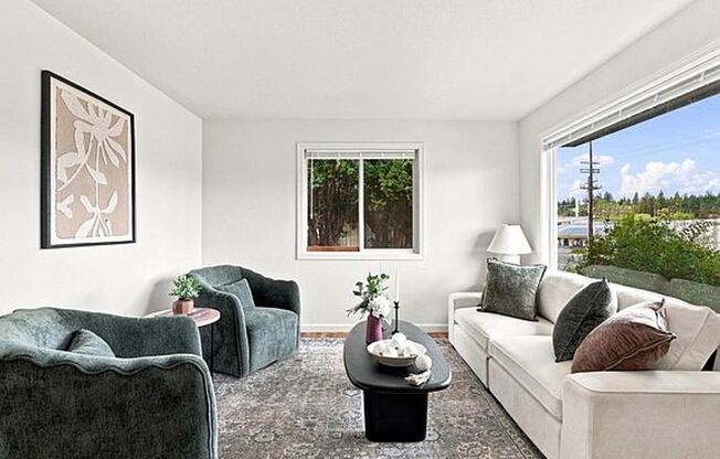 4-bedroom, 1 bath Beautifully Updated Single Family Home Available Now! - Northwest Francis