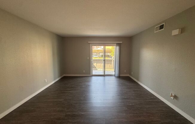 1 bed, 1 bath, 704 sqft, $2,360, Unit 107