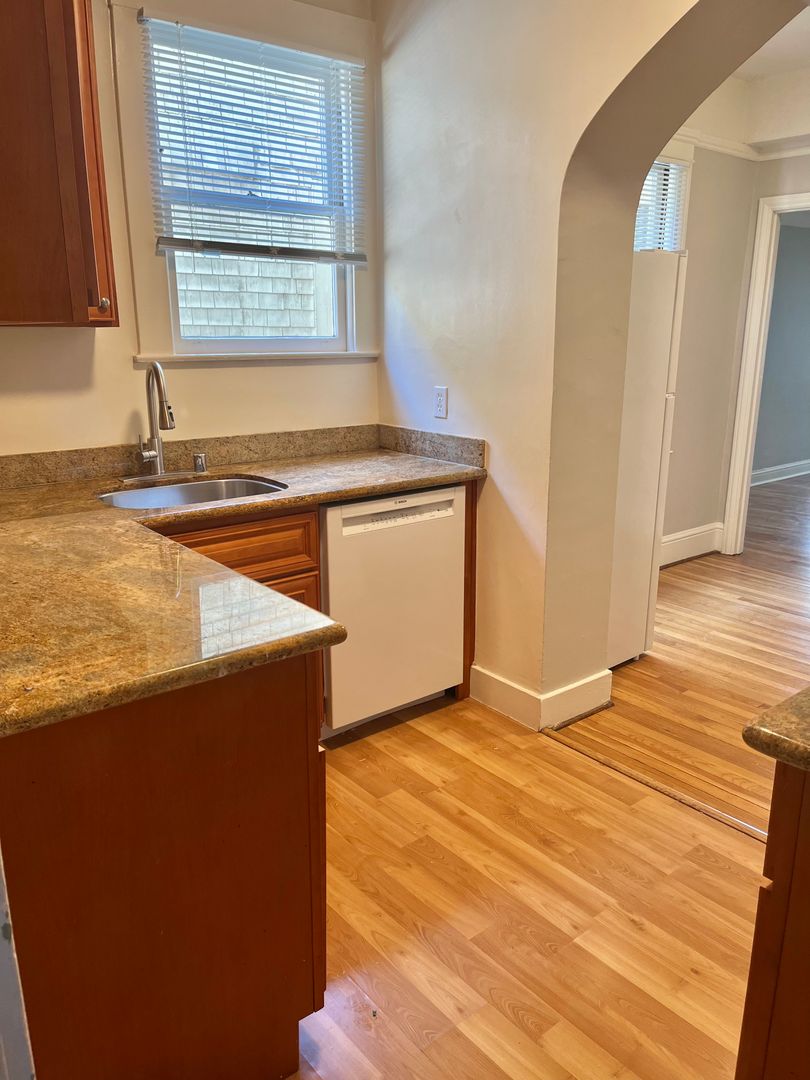 2969 Jackson Street Apartments*