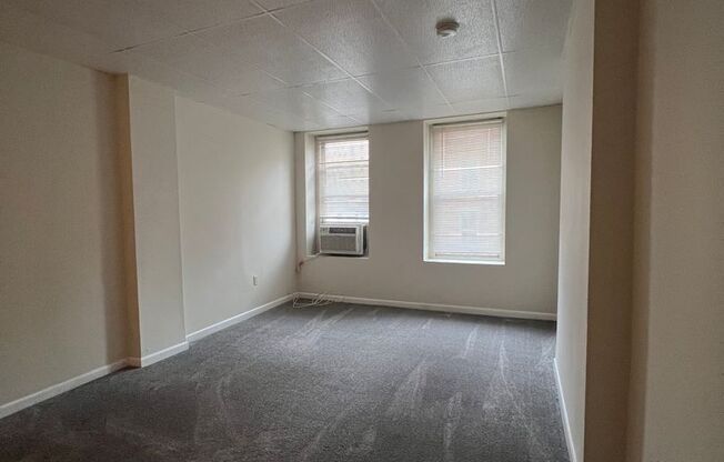 1 bed, 1 bath, 600 sqft, $1,295, Unit 403