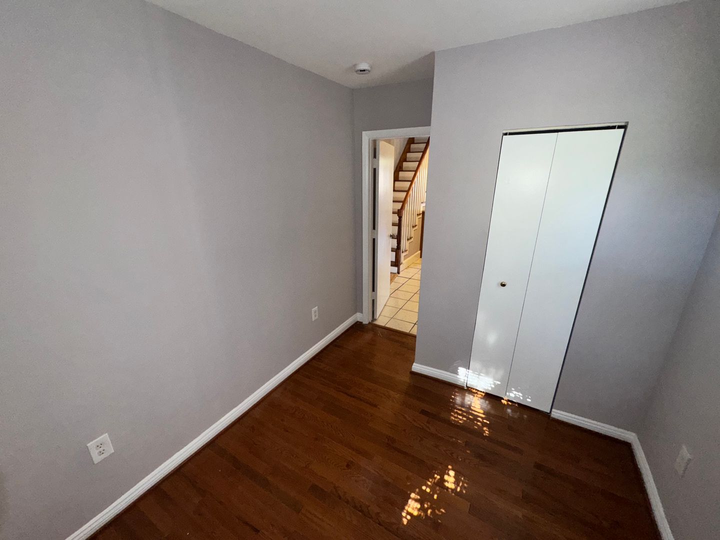 Charming 3BR Townhome Near Eastern Market with Private Yard and Prime DC Access