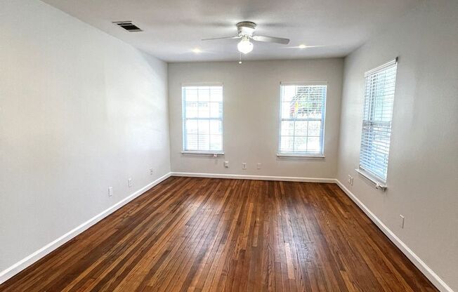 3/2 Home - Awesome East Austin Location