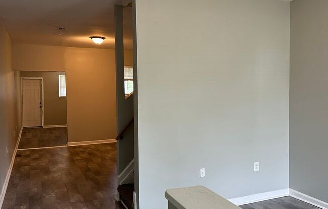 Spacious Home Available for Rent! W/D! Front Porch! Rear Fenced in Yard! Available Now!