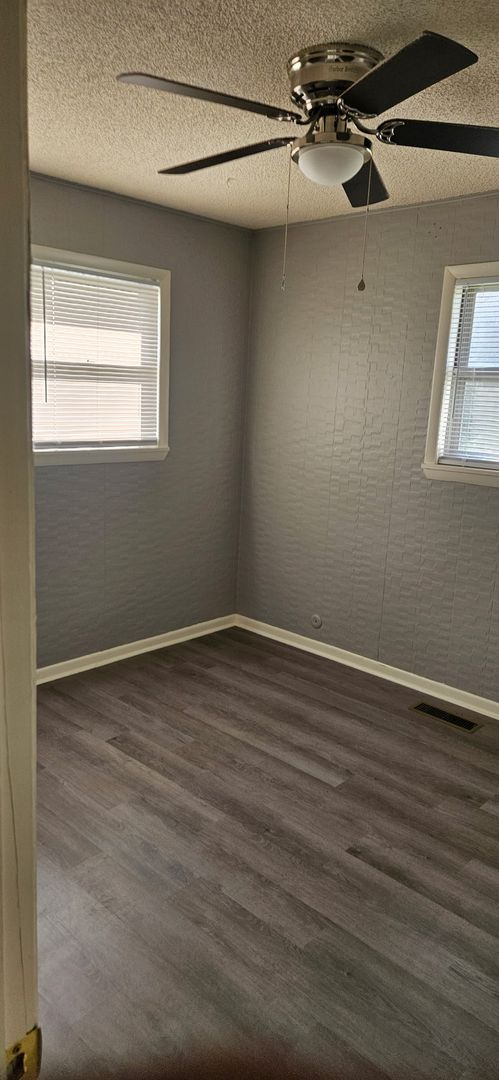 5408 South Hutchinson Court