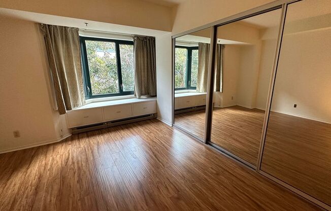 Beautiful 1BR Condo @ Opera Plaza with Amenities, Pool, Gym & Parking!