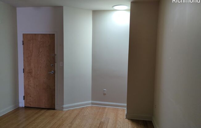 1 bed, 1 bath, $1,300, Unit APARTMENT 306