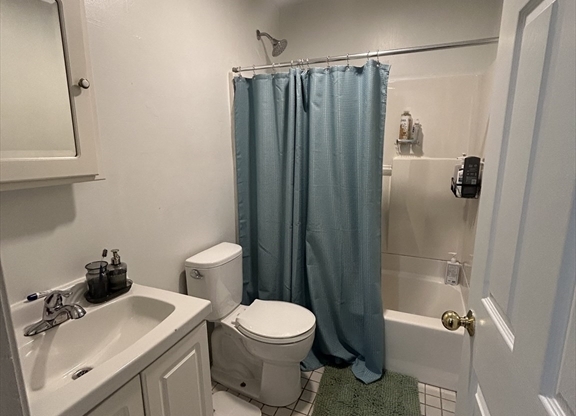 1 bed, 1 bath, $2,675, Unit 3