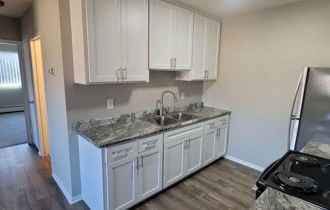 River Walk Apartments of Delano