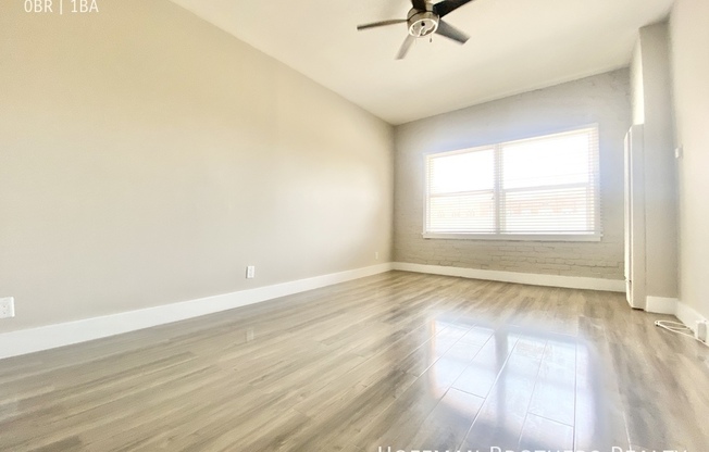 2935 W 8 ST