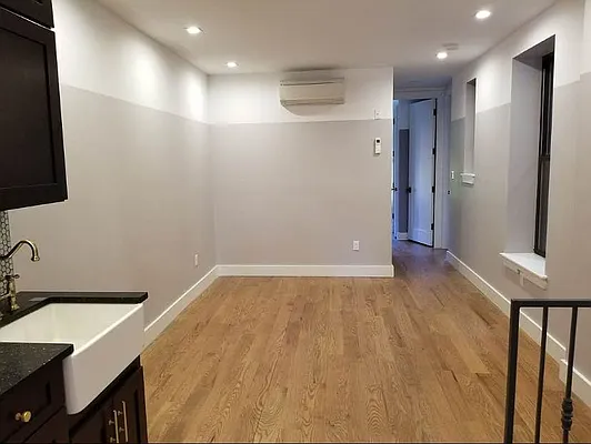 3411 9 ST