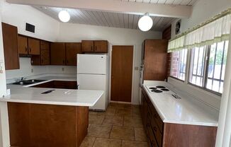 3 beds, 2 baths, $1,850