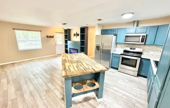 DeLand - 2 Bedrooms, 2 Bathrooms – $1,750.00