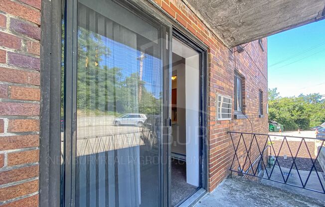 2 beds, 1 bath, 805 sqft, $975, Unit 1848-09