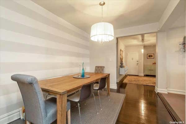 3 beds, 2 baths, 1,500 sqft, $4,700, Unit 519-20