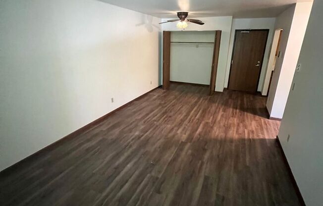 1 bed, 1 bath, $995