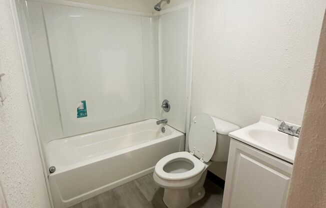 1 bed, 1 bath, 500 sqft, $685, Unit 4