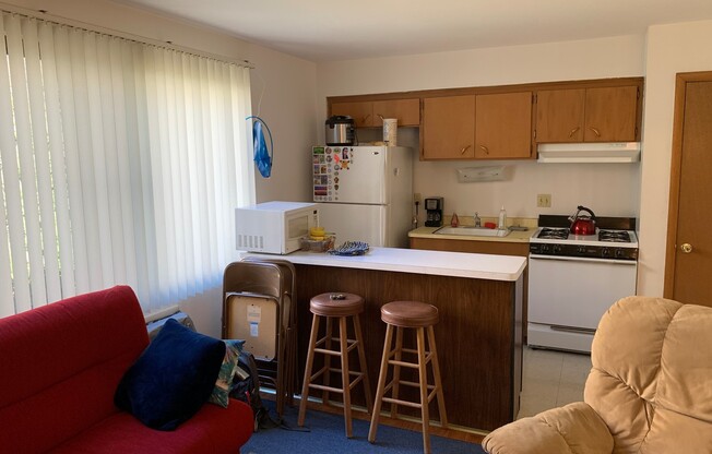 1441 Franklin