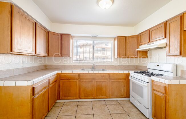 3308 Loyalton Ave