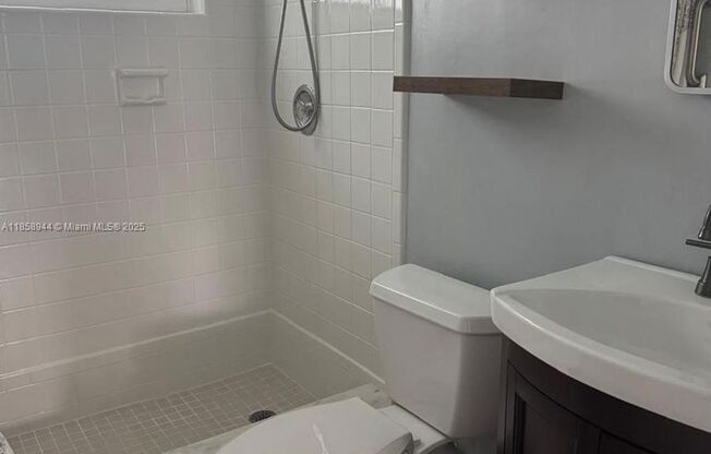 141 NW 72ND WAY PEMBROKE PINES, FL 33024