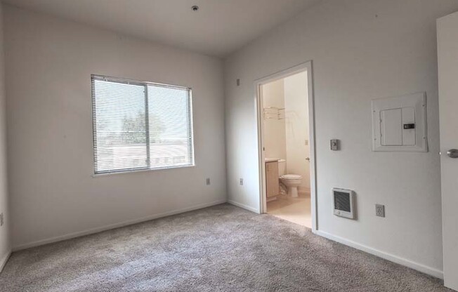 1 bed, 1 bath, 759 sqft, $1,850, Unit 301