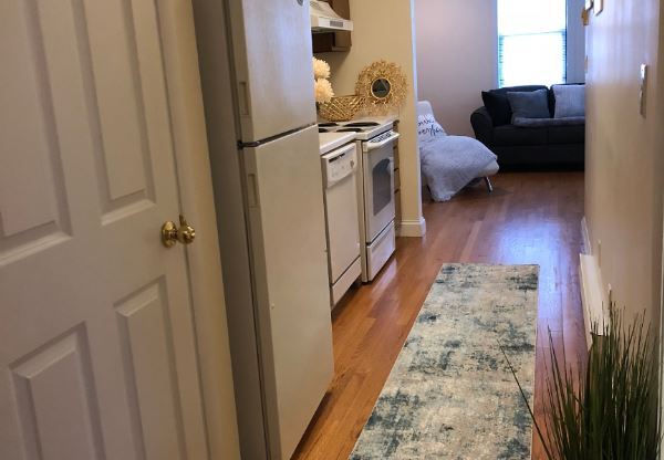 1 bed, 1 bath, , $3,200, Unit 10