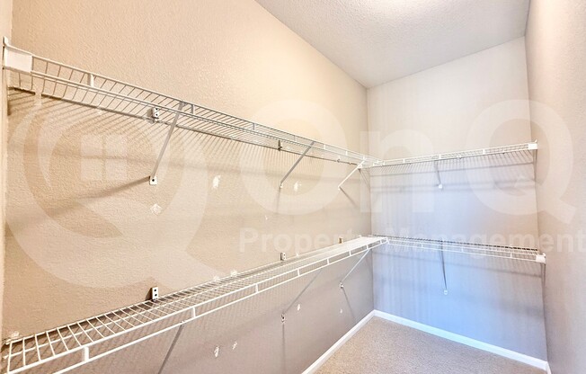 2 beds, 2 baths, 858 sqft, $1,599, Unit 243