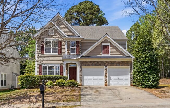 WAKEFIELD CORNER HOME WITH 4 BEDROOMS IS WAITING FOR YOU!