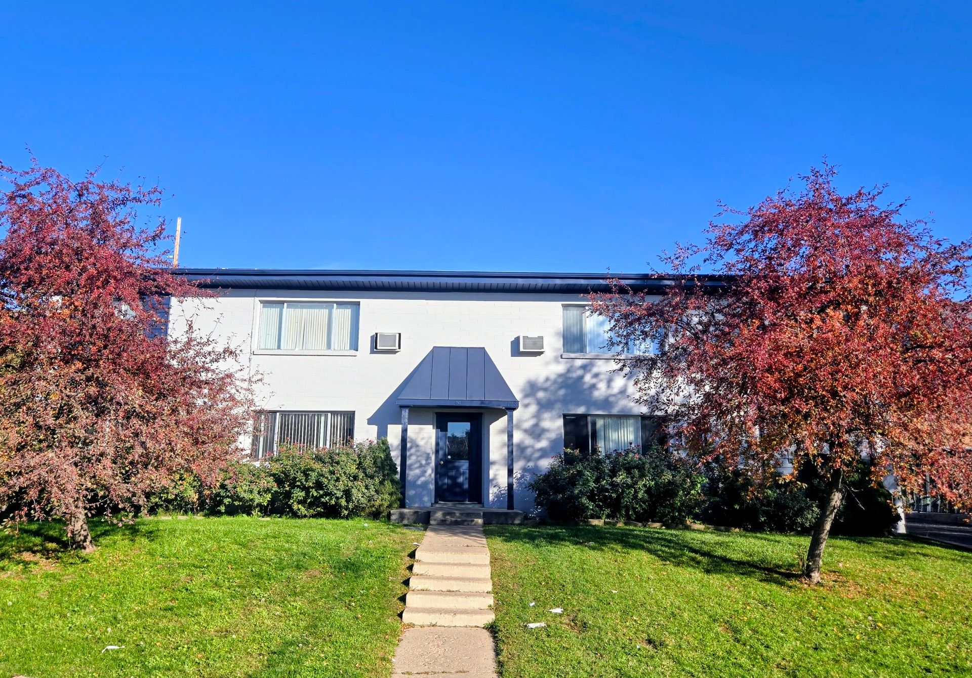 Eccles Avenue Apartments