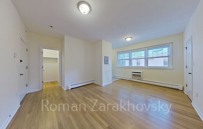 2016 COMMONWEALTH AVE