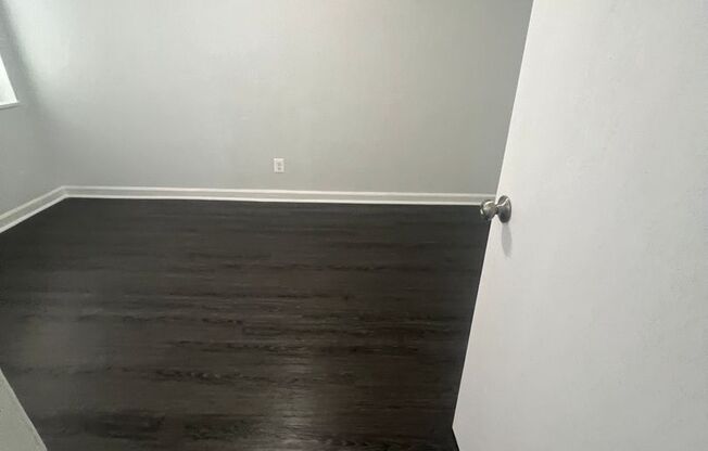 1 bed, 1 bath, 800 sqft, $1,600, Unit 158-102