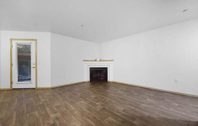 Welcome to Evergreen Village Apartments