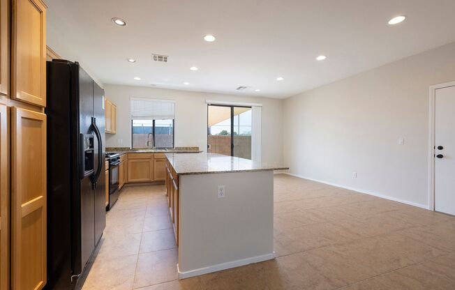 GATED NW HOME - 4 BEDROOMS W/ 1 BED AND BATH DOWNSTAIRS