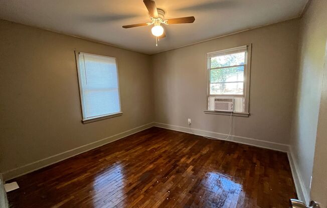 2 beds, 1 bath, $950