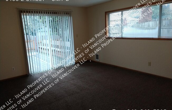 1403 Z ST