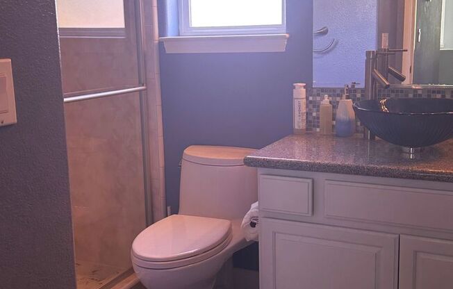 3 beds, 2 baths, $2,950