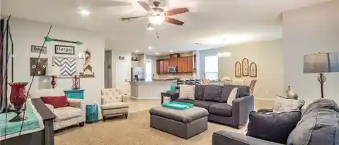 1428 Uhland Dr