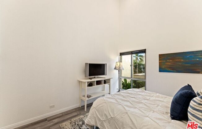 2 beds, 1 bath, 829 sqft, $3,499, Unit 328