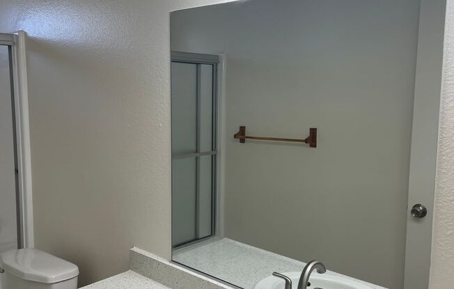 Studio, 1 bath, 550 sqft, $1,475