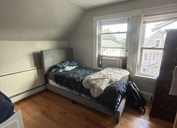 25 PEIRCE AVE