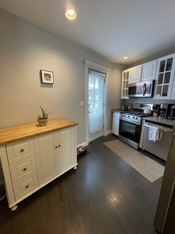 1 bed, 1 bath, 598 sqft, $3,000, Unit 1