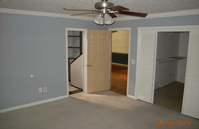 3 beds, 3 baths, $1,500