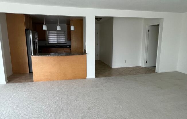 FANTASTIC CONDO IN THE HEART OF BELMONT SHORES/BLUFF PARK!