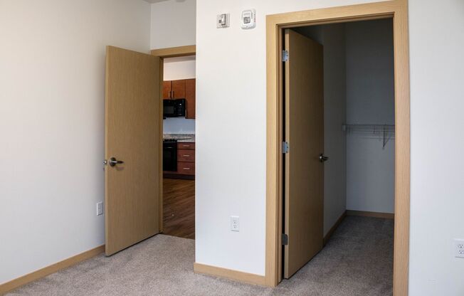2 beds, 1 bath, 854 sqft, $1,365, Unit 106