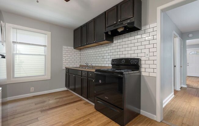 3110 Montana Avenue (Taylor Berry)