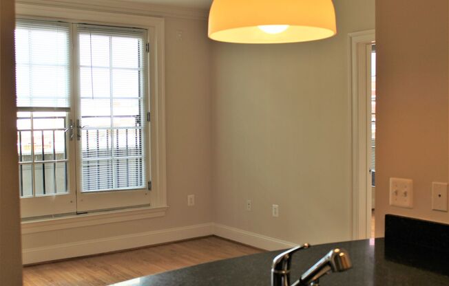 2 beds, 2 baths, 800 sqft, $3,495, Unit 403